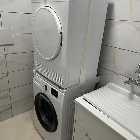 1 Room In A Shared 3 Bedrrom Apartment In Swieqi 10 Mins Away From Paceville And Beach Saint Julian's Exterior photo