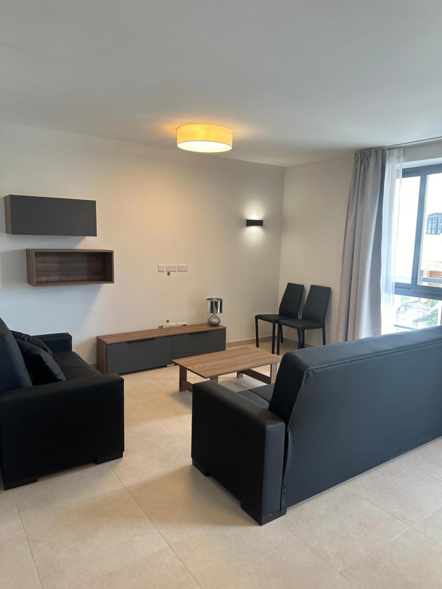 Appartement 1 In A Shared 3 Bedrrom In Swieqi 10 Mins Away From Paceville And *