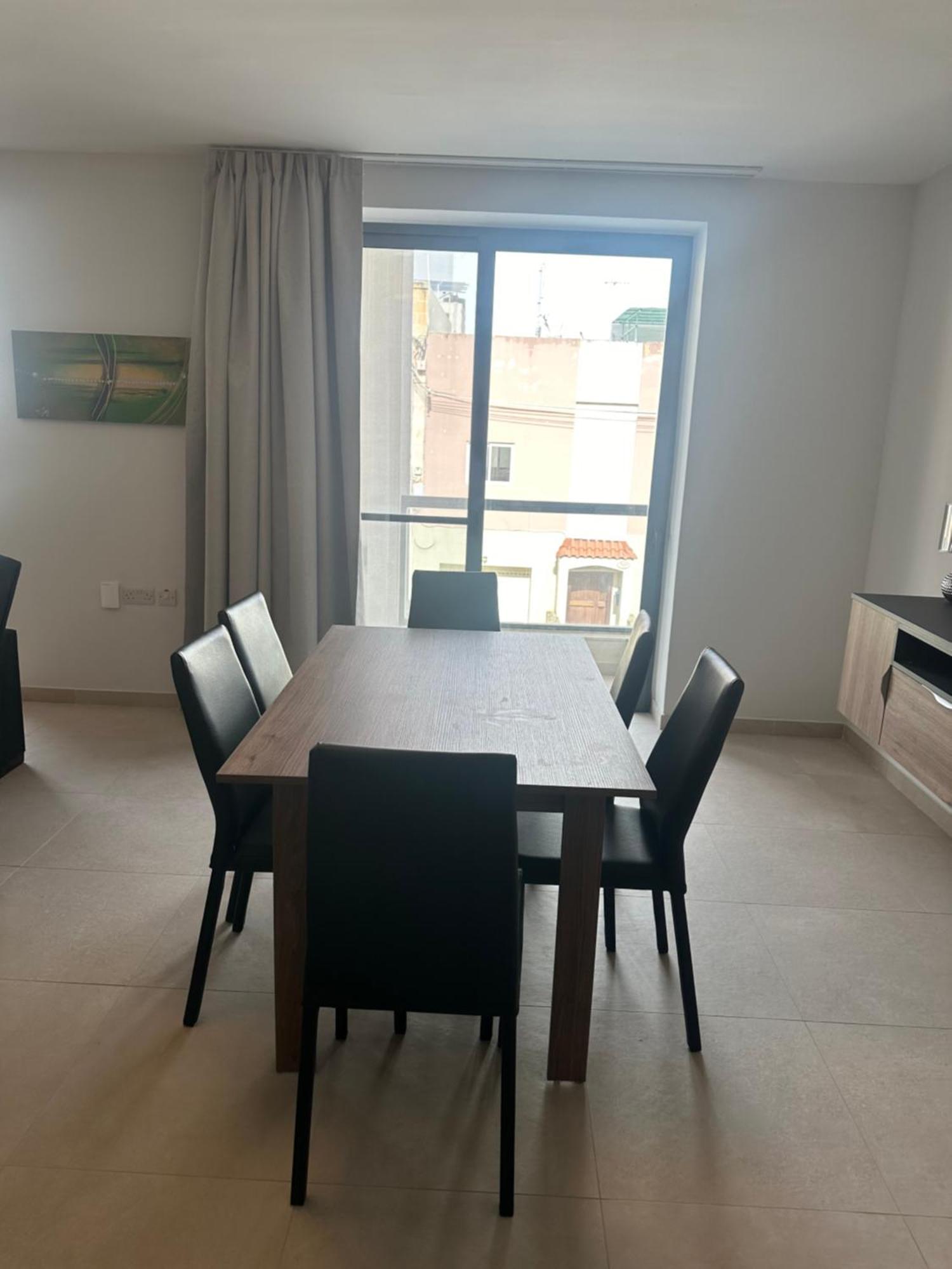 1 In A Shared 3 Bedrrom In Swieqi 10 Mins Away From Paceville And *